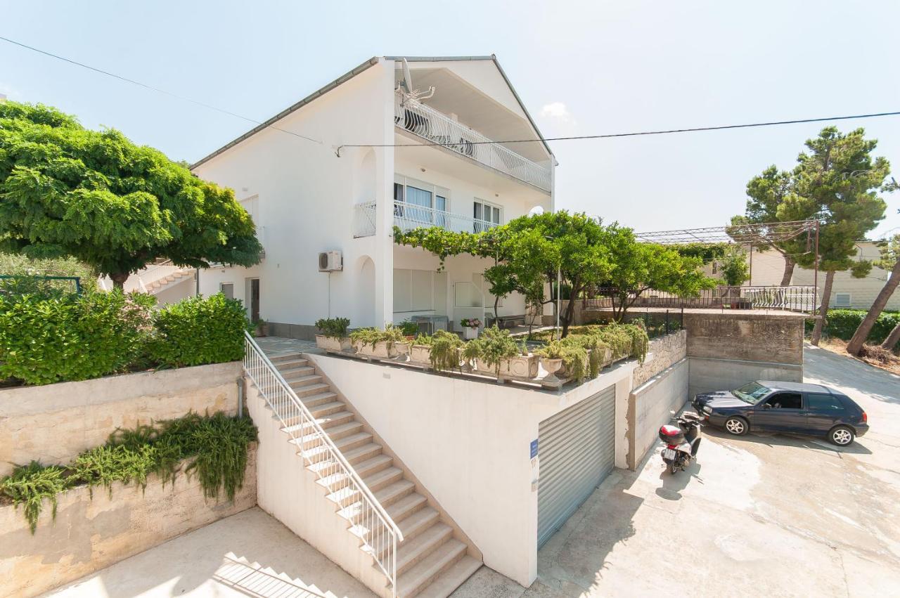 Apartments Ivan Duce Bagian luar foto