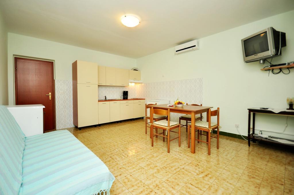 Apartments Ivan Duce Ruang foto