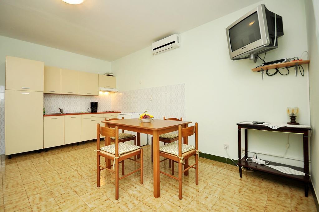 Apartments Ivan Duce Ruang foto